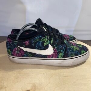 Nike Toki Low Hawaiian Floral Mens size 9.5